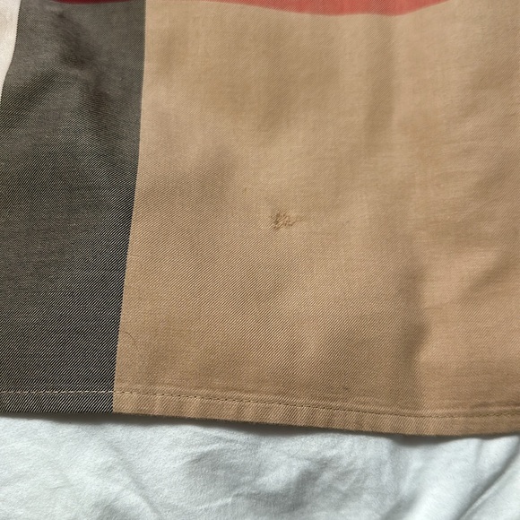 Burberry shirt - Picture 4 of 8